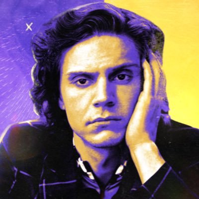 Sua fonte brasileira de informações sobre o ator Evan Peters, vencedor do Emmy (2021) e Golden Globes (2023).