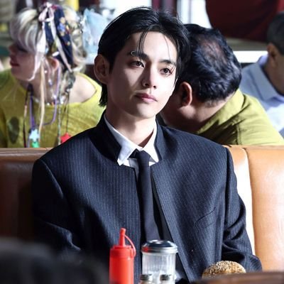 zeeshan33185642's profile picture. Zeeshan