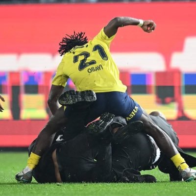 AhmetHayr2's profile picture. FENERBAHÇE 💙💛 İnstagram; @ahmethayirr