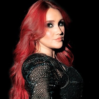 Somos el Twitter del Foro de Dulce María. Siguenos y enterate de todo lo nuevo de la cantante, autora y actriz @DulceMaria