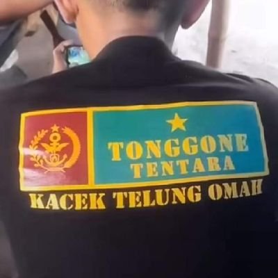 susu saya susu mbok darmi
.
.
Nek masalah rejeki ojo wedi ora kebagian. Kalem,malaikat ora bakal KORUPSI.