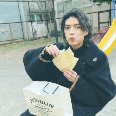 お取引専用垢/20↑(社会人)/本垢提示可能(基本、繋がることはいたしません)🦪 🚄💚🩶(身内分💙🩵)(友人分❤️💜🧡)