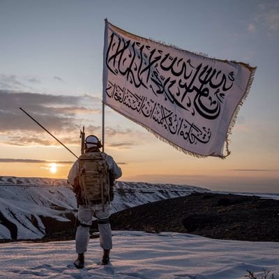 Duymak istediklerinizi değil,
Duymanız gerekenleri söyleyeceğiz!
Tağutları Red etmiş, Allaha iman etmiş bir Müslüman!