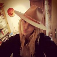 jalea (@bwtglcn) 's Twitter Profile