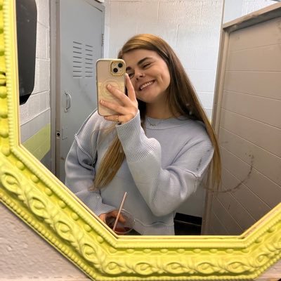 hopelyn1821's profile picture. i got suspended :/