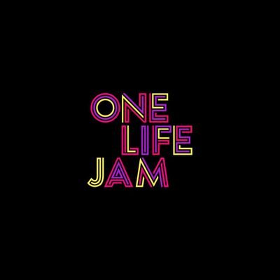 an urban christian creative collective. 
making christ the center of the world through creative arts.

#OneLifeJam #3One6 #LoveEconomyChurch