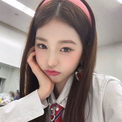 .. ✧・゚: *.. # 1 wony sana enthusiast 🤍 mainly for my ggs .. ✧・゚: * .