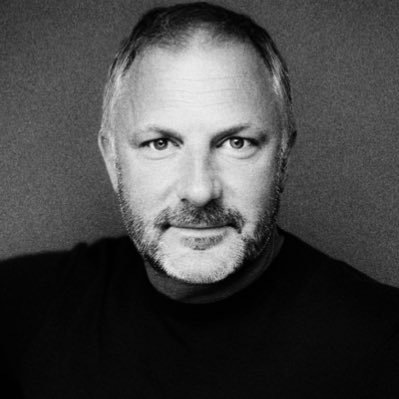 mabebi's profile picture. Dividido entre dois mundos