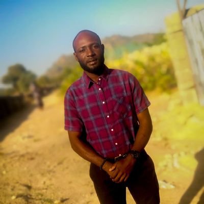 Gideonite251476's profile picture. Simple life
