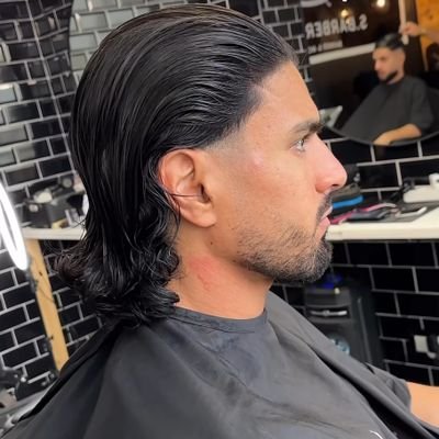 Momo2empoto's profile picture. 👀