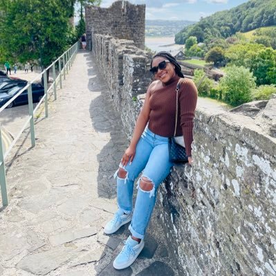 ada_niicole's profile picture. God’s own child♥️|Blessed to be a Blessing🌻|Reader 📚|Traveller🚁|Introverted extrovert☮️|Lover of solitude & meaningful connections🕊️