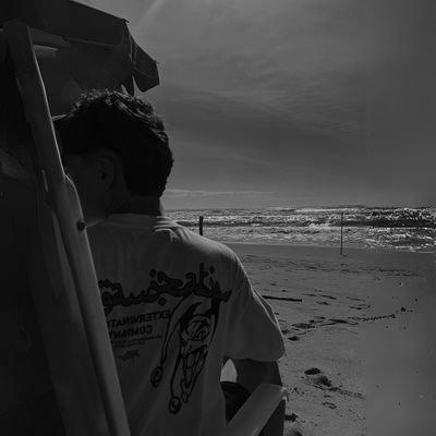 dudxzzz's profile picture. 愛
@moniuller