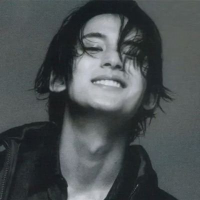 beerponge's profile picture. 97 pride. Javas Cairo. | Come closer, play with my chaos | written by 𝐑𝐄𝐕𝐎