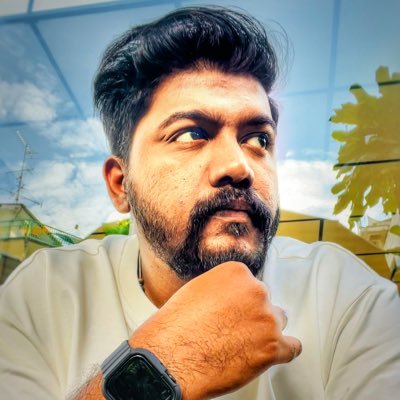 Joy040's profile picture. Frontend Engineer at  Avlino | daydreamer | student-founder @ https://t.co/pX1wrEIVg0