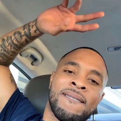 TwitBoyRed's profile picture. Pleasant grove.... Part TIME Comedian & Official Hype Man For @_yellaman and @slim_dtx...Facebook:Chris NoChill Ferguson Snapchat:CNoChillFerg