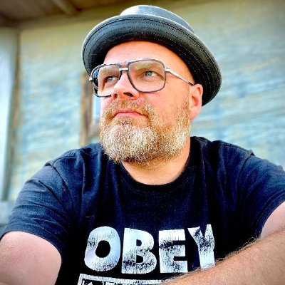 COO at Pacmed. Previously COO and CPO at @Incisionacademy. Also founder and CEO of @Layar: World's First AR Browser (2009)