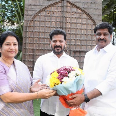 Telangana Trade Union Cell President || Telangana Agitator || T - Congress Leader || (@SrilathaMothe - GHMC Deputy Mayor)  || Views are personal