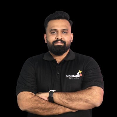 I am Creative Performer and would like to build a self dependable community with the help of Blogging and Vlogging