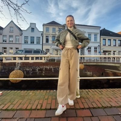 shyrainbowgirl's profile picture. •♡•♡•♡•♡•♡•♡•♡•♡•♡•♡•♡•♡•♡•♡•♡•