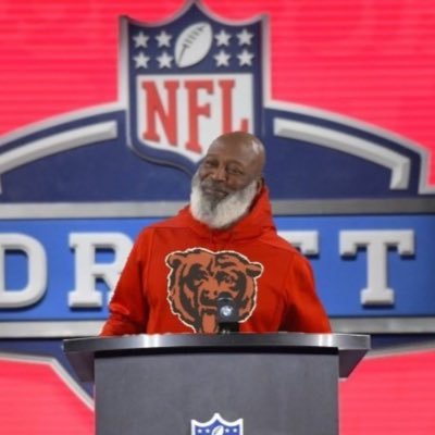 _2__J__3__B_'s profile picture. name one genius that ain't crazy. G.O.O.D