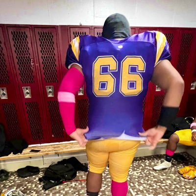 Central Islip High School '26| OL/DL Pride| 6'3 | 285lbs