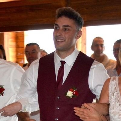 RMeurat34693's profile picture. 