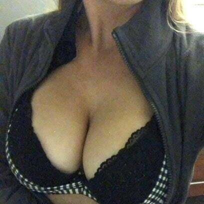 Celestia4634's profile picture. Sensual seductress alwаys in sеarсh оf erotiс аdvеntures