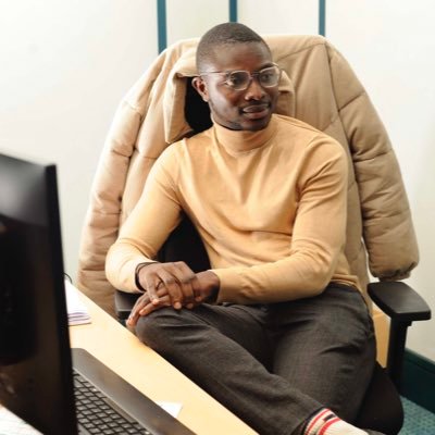 Consultant Data scientist | prof. Maths assistant Sorbonne université | Université de Reims | Hexadactyle| Poète à mes temps perdus | Réal Madrid 🤍| BFLD