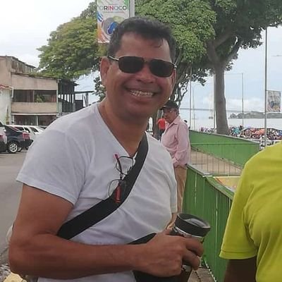 Docente de Profesión. Seguidor de los Navegantes del Magallanes. Apuesto por un país unido donde todos los Venezolanos tengamos igualdad y juntos avanzar