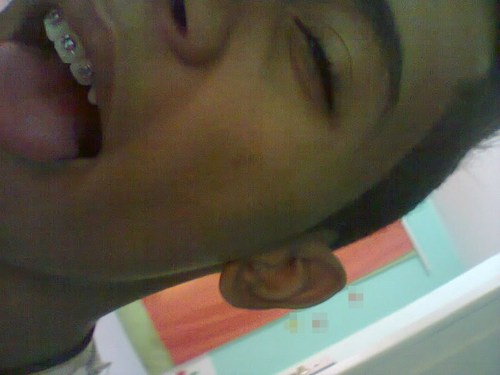 Ousaadiia e Aleegriia 

http://t.co/1hySqcnS8U