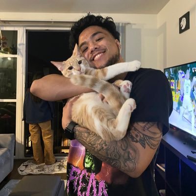 brendvnf's profile picture. beep boop enthusiast | Never Nothing
