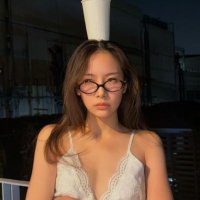 YY(@spidermoonxx) 's Twitter Profile Photo