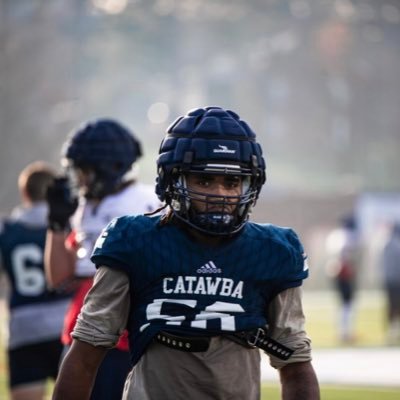 C/O 2027, Catawba College🎓 👤DE/LB, 3.0 Gpa📚 H: 6’2 W: 215