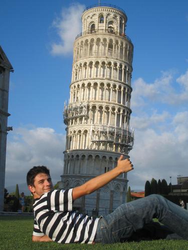 kefky89's profile picture. Estudiante de Odontología. Higienista Bucodental.
Comparto piso con mis 3 gatos y un okupa. 
Soy una especie en peligro de extinción.