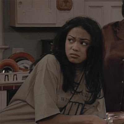 aesthetiiically's profile picture. twenty