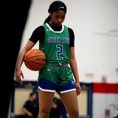 deuce🤌🏾| 5’7 guard | 3.6 gpa | Green Run Collegiate High-school | @BWSL15UEYBL | class of 27’ | ig: @tamiajadee