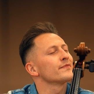 Jodok Vuille cello