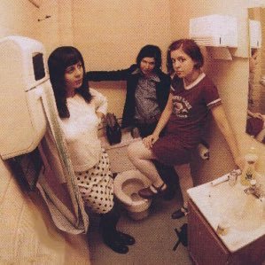 ezdagomugarik's profile picture. he/him ▪︎ 20 ▪︎ blm ▪︎ trans ally ▪︎ 🇵🇸🇺🇦🇦🇲