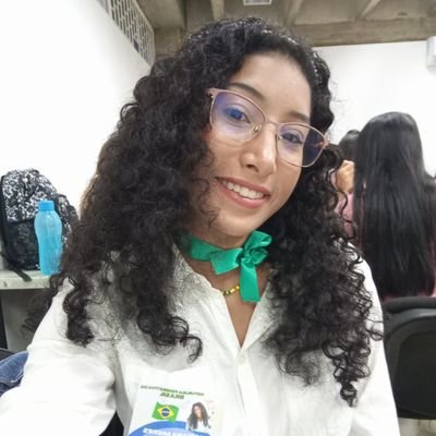 Estudiante 🌐| Rebelde nata, acuariana y soñadora♒ | Comprometida con el cambio en el país •
Sé parte del cambio🇻🇪
