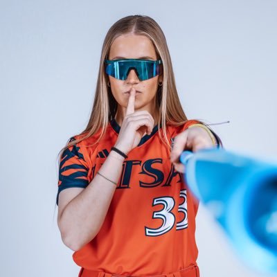 utsa softball #33