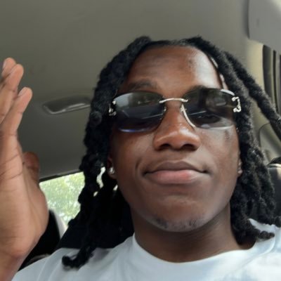 lorlil__'s profile picture. Coolin