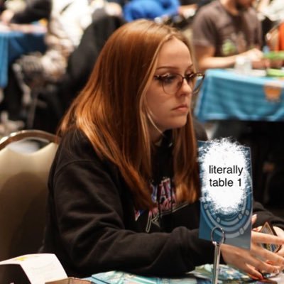 25 / i love obsessing over the pokémon tcg / MSW🌟/ all socials: LvlxLugia