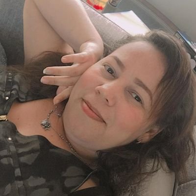 Alysnie28's profile picture. 