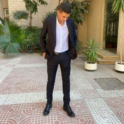 ‏‏ادعوا ل أحمد ياسر و عمر بسيوني بالرحمة 
Handballer