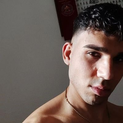 Carlos412_vall's profile picture. 