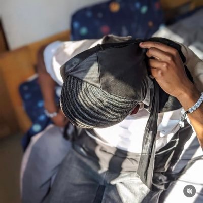 ApongHenry's profile picture. 