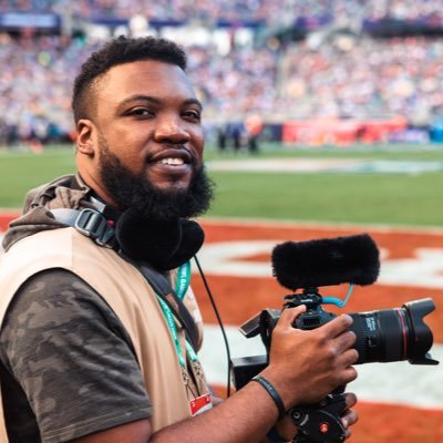 Video Editor,Audio guy, aspiring sound designer 🇧🇸🎤🎬🎧🎸 https://t.co/QocAFCJWTl Rams Nation baby! 🐏