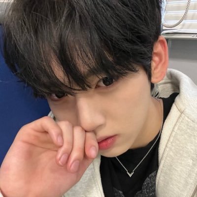 ppodolie_yj's profile picture. Acc sell-trade-buy