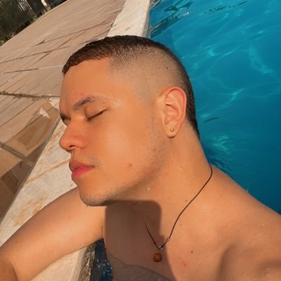 anderm23's profile picture. Caleñisimo, un sapo hpta, lo de caronte lo averiguarán después 🔥