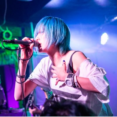 StellarStairs(ステラステアズ)のボーカルしてます。ex.Spiral Staircase 動物とうまい飯とビールが大好き プレモルは嫌い よろしく！ StellarStairs HP→https://t.co/wekNHExnZS ツイッター→@StellarStairs